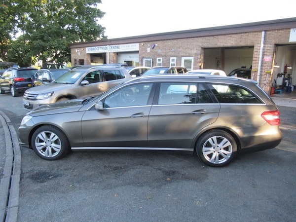 Used Mercedes-Benz E-Class 2012 for sale - 76056931: Photo 10