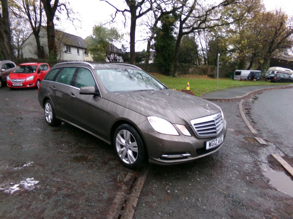 Used Mercedes-Benz E Class 2012 for sale - 76056931: Photo 4