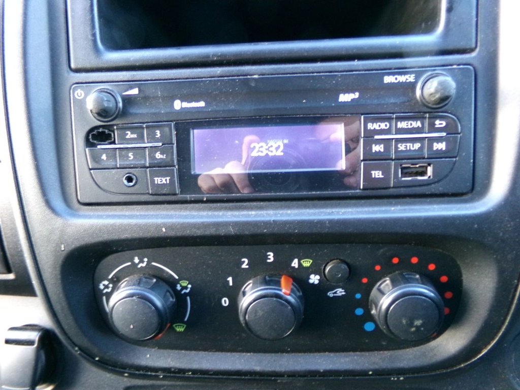 Used Vauxhall Vivaro 2017 for sale - 76901048: Photo 22