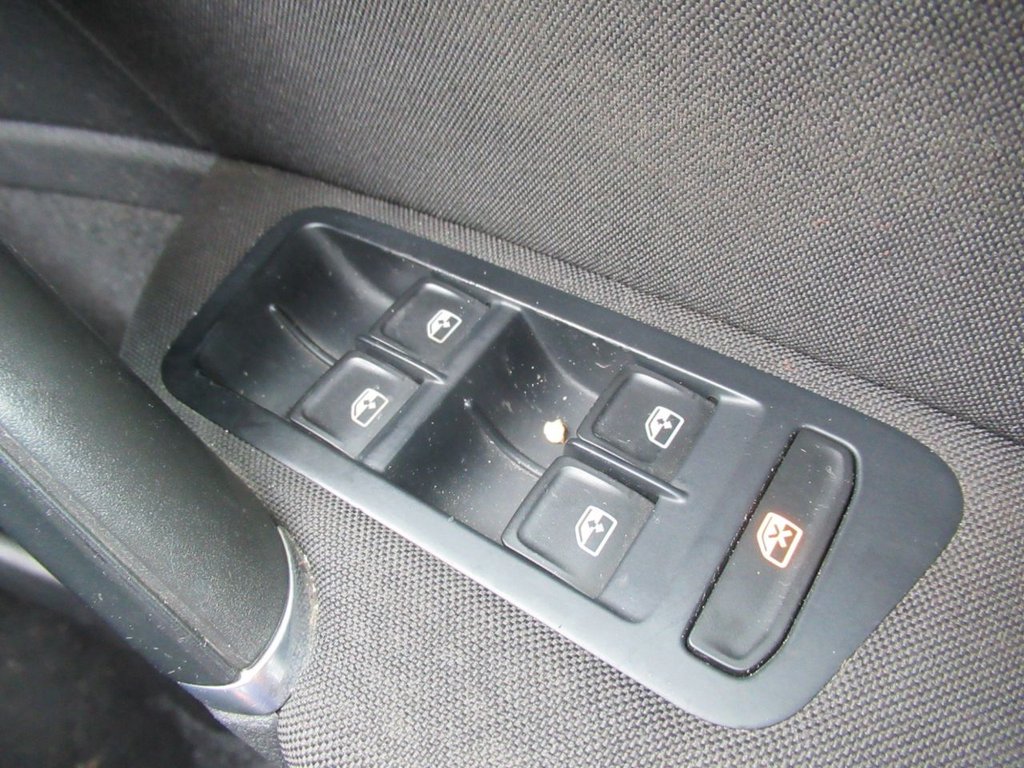 Used Volkswagen Golf 2016 for sale - 76185018: Photo 23