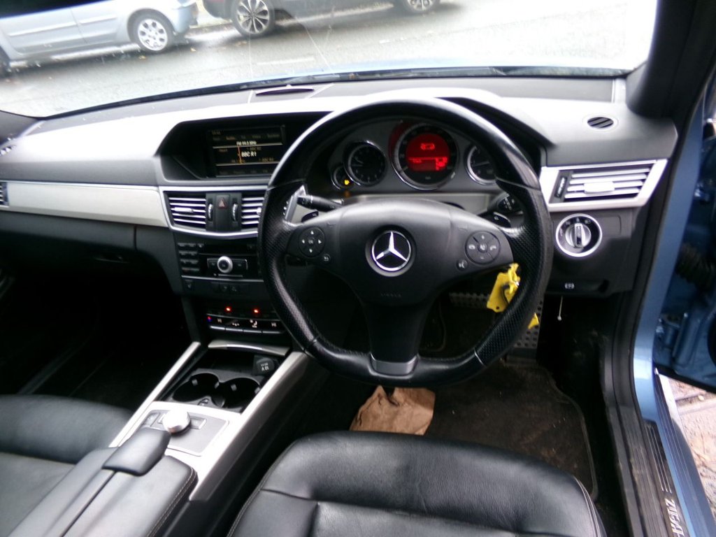 Used Mercedes-Benz E Class 2011 for sale - 76841587: Photo 14