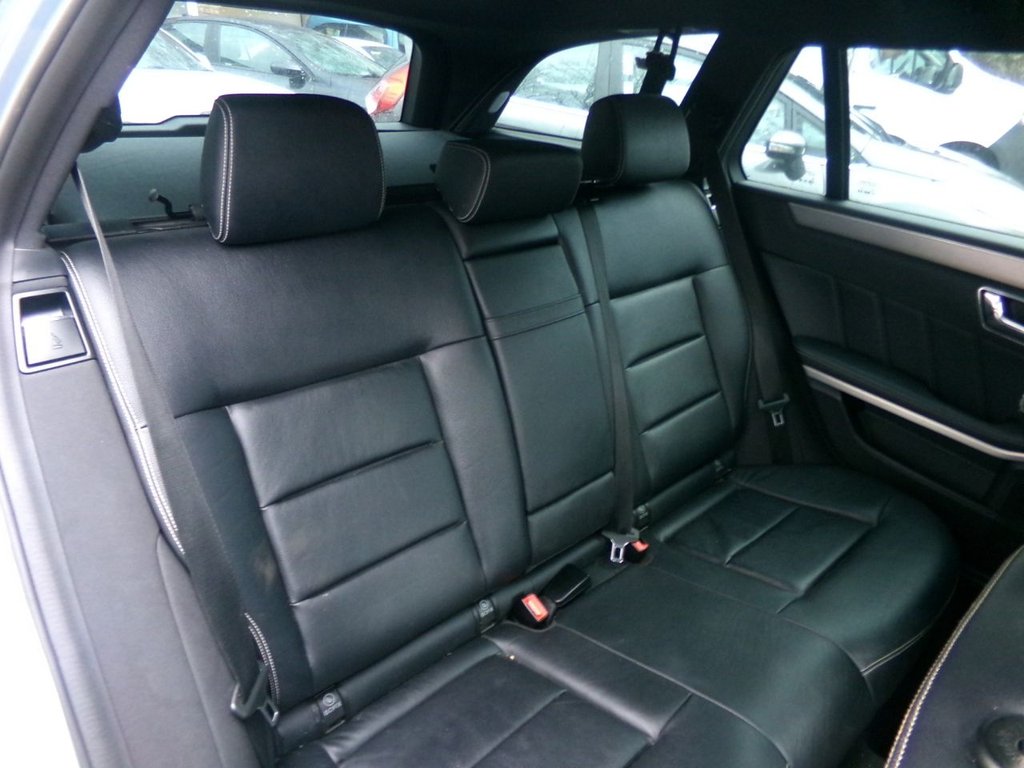 Used Mercedes-Benz E Class 2011 for sale - 76841587: Photo 16