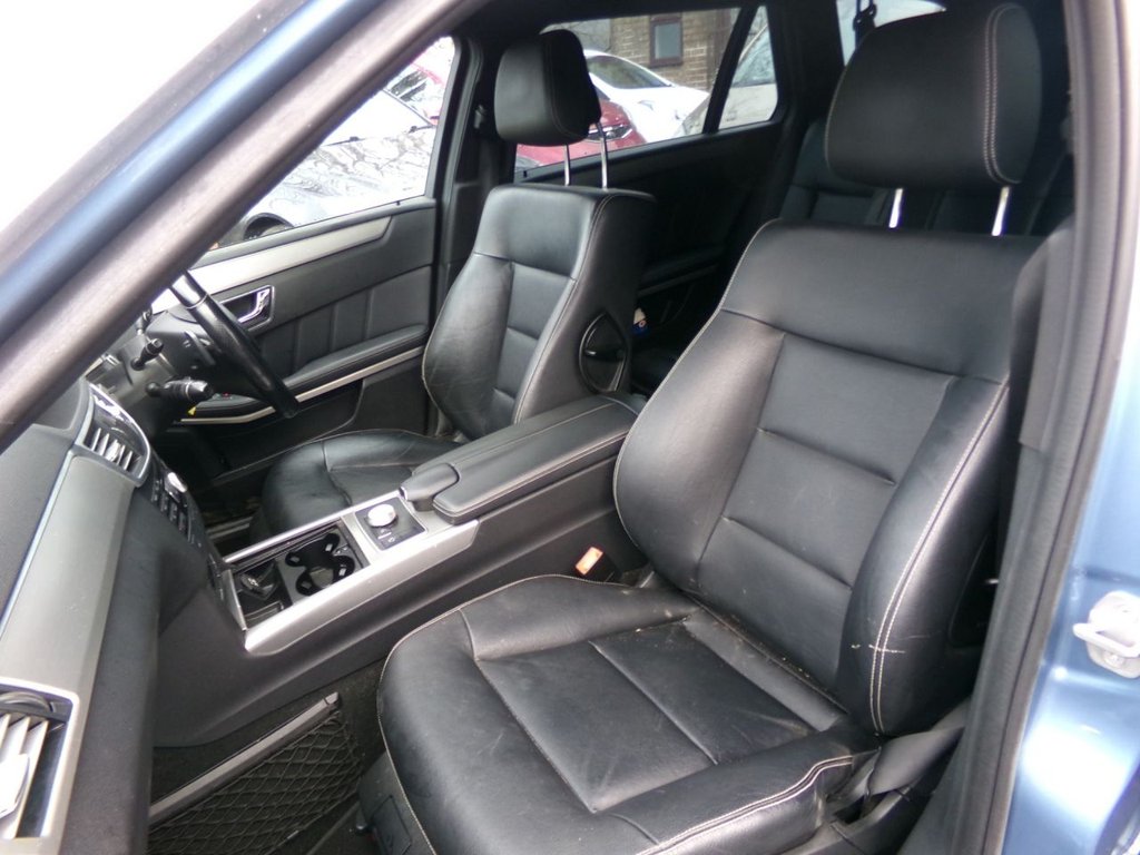 Used Mercedes-Benz E Class 2011 for sale - 76841587: Photo 25