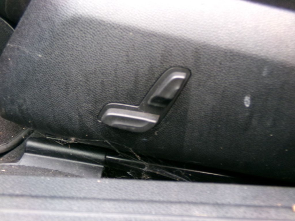 Used Mercedes-Benz E Class 2011 for sale - 76841587: Photo 26