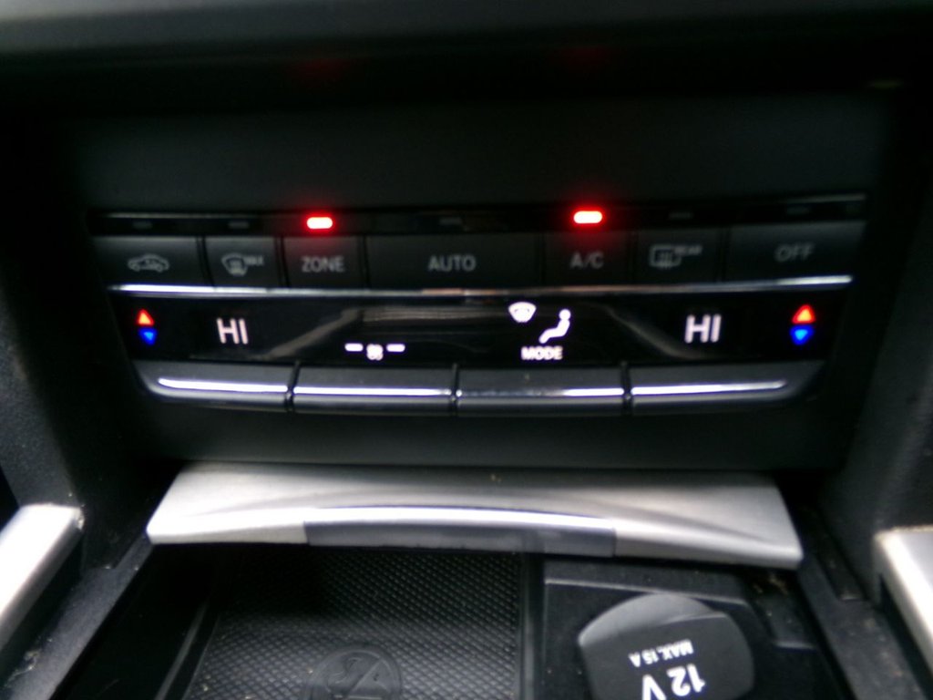 Used Mercedes-Benz E Class 2011 for sale - 76841587: Photo 32