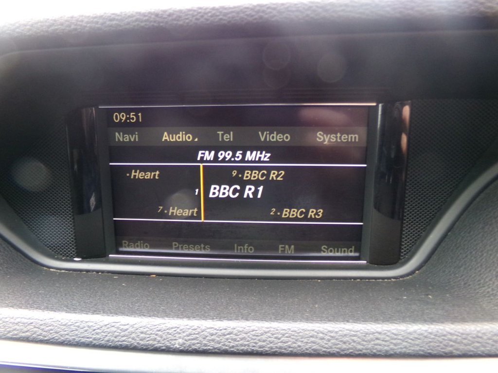 Used Mercedes-Benz E Class 2011 for sale - 76841587: Photo 34