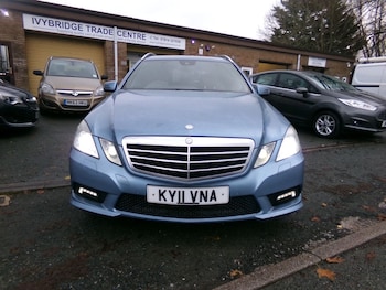 Used Mercedes-Benz E Class 2011 for sale - 76841587: Photo