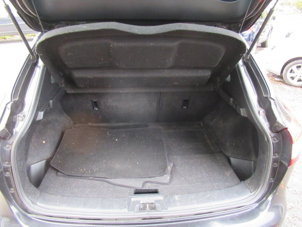 Used Nissan Qashqai 2016 for sale - 76256559: Photo 24