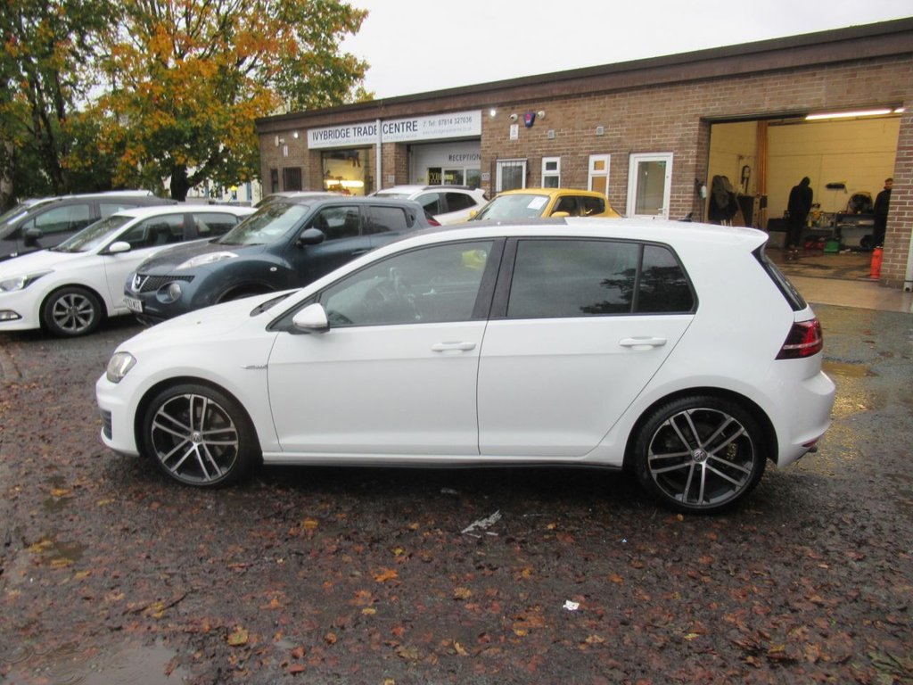 Used Volkswagen Golf 2015 for sale - 76345667: Photo 10