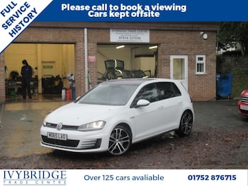 Volkswagen - Golf