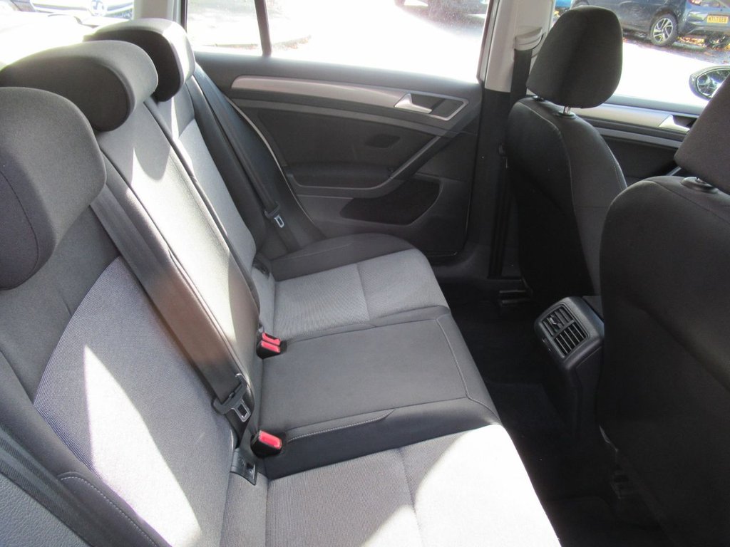 Used Volkswagen Golf 2015 for sale - 77110516: Photo 17