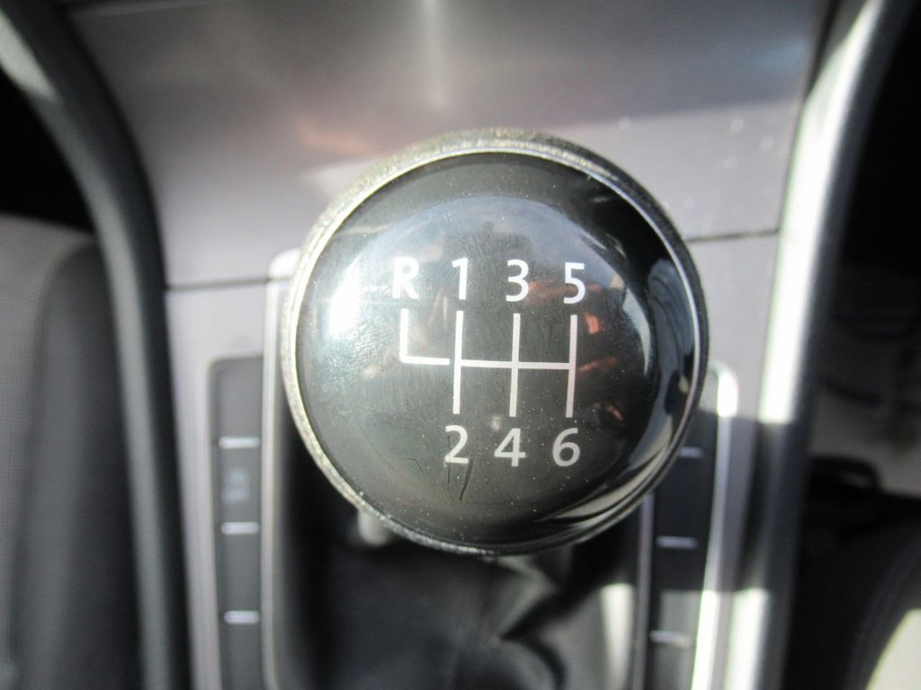 Used Volkswagen Golf 2015 for sale - 77110516: Photo 25