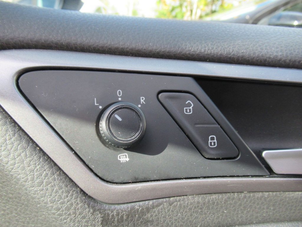 Used Volkswagen Golf 2015 for sale - 77110516: Photo 29