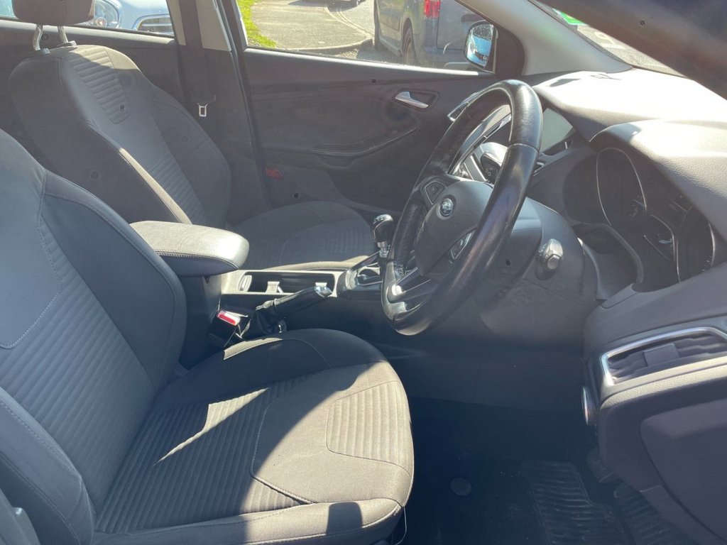 Used Ford Focus 2015 for sale - 77936738: Photo 15