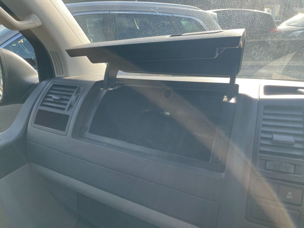 Used Volkswagen Transporter 2012 for sale - 77764721: Photo 16