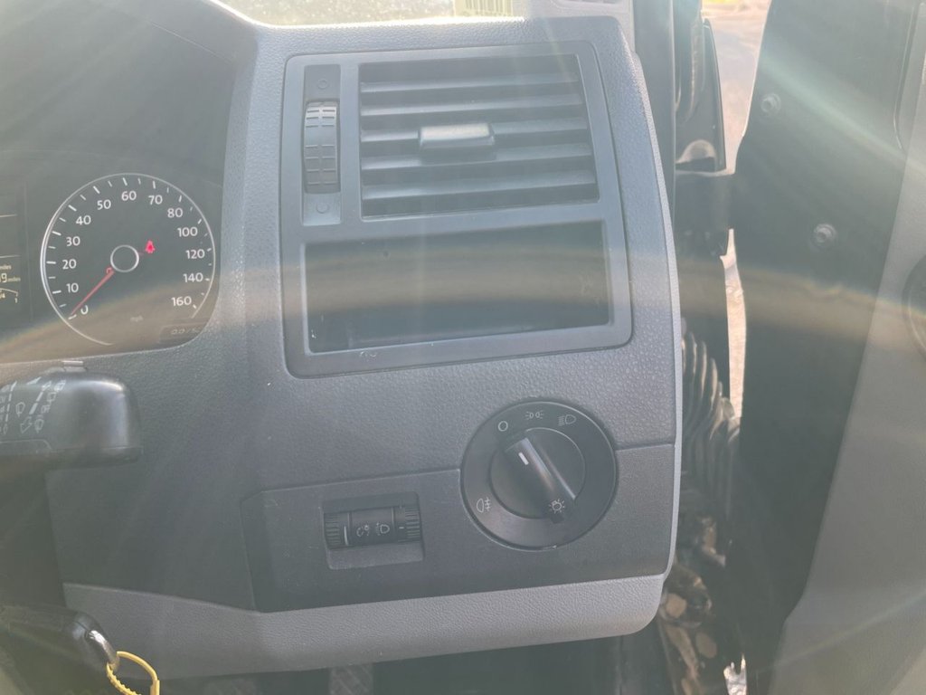 Used Volkswagen Transporter 2012 for sale - 77764721: Photo 20