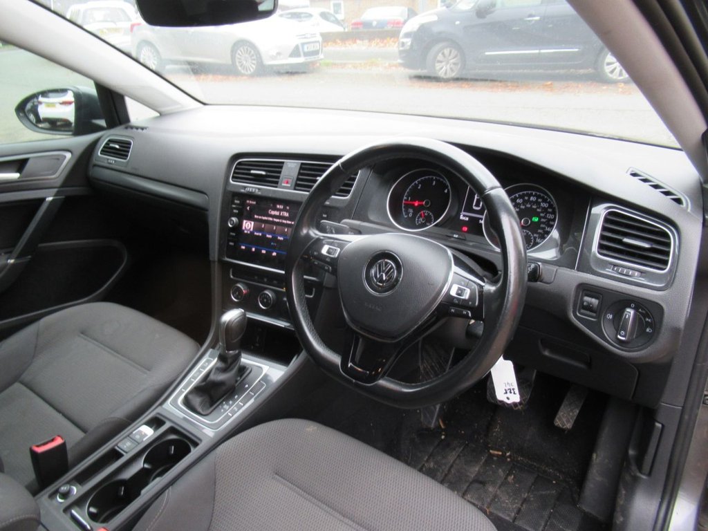 Used Volkswagen Golf 2017 for sale - 76417284: Photo 13