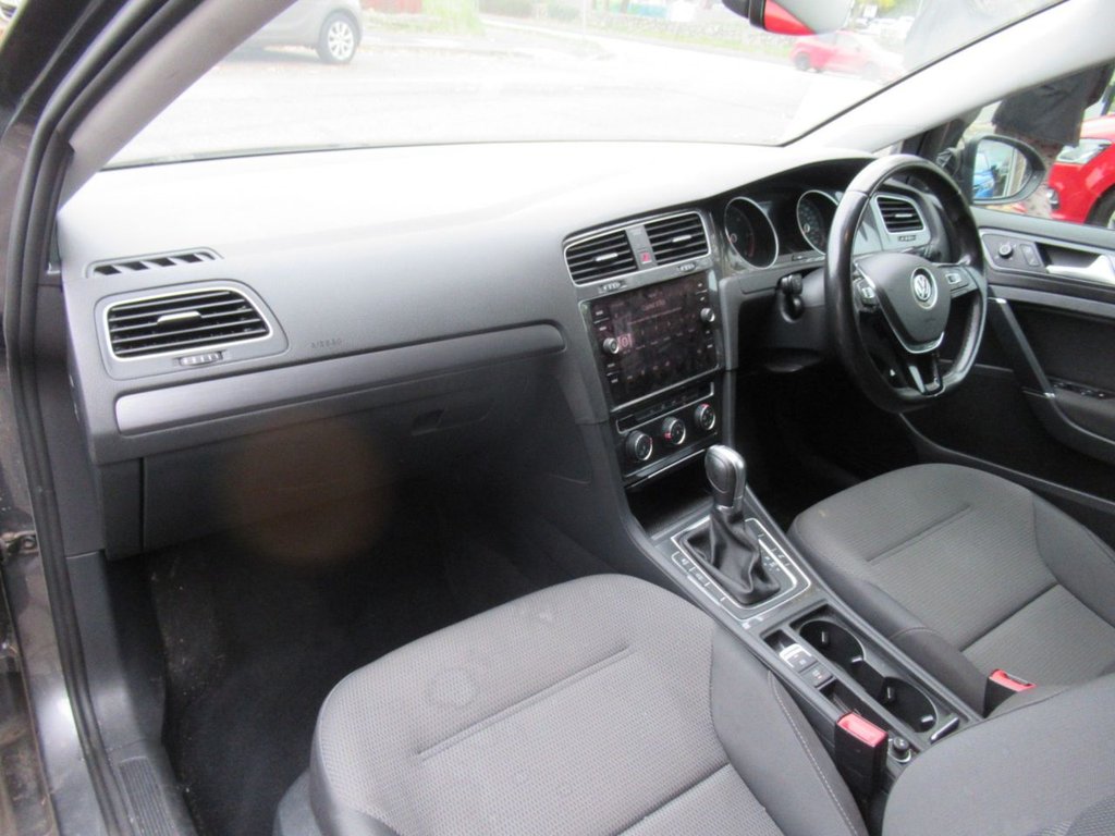 Used Volkswagen Golf 2017 for sale - 76417284: Photo 19