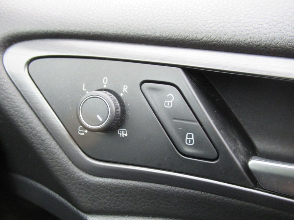 Used Volkswagen Golf 2017 for sale - 76417284: Photo 23