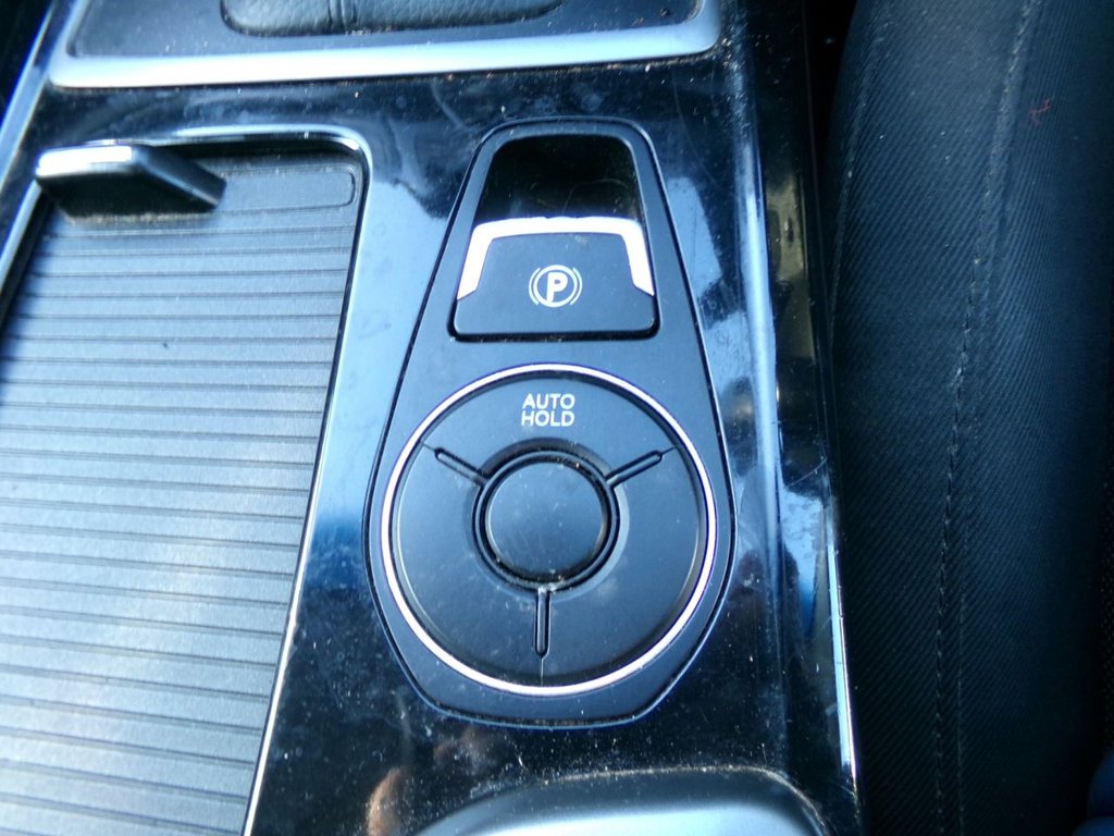 Used Hyundai i40 2015 for sale - 76900980: Photo 26