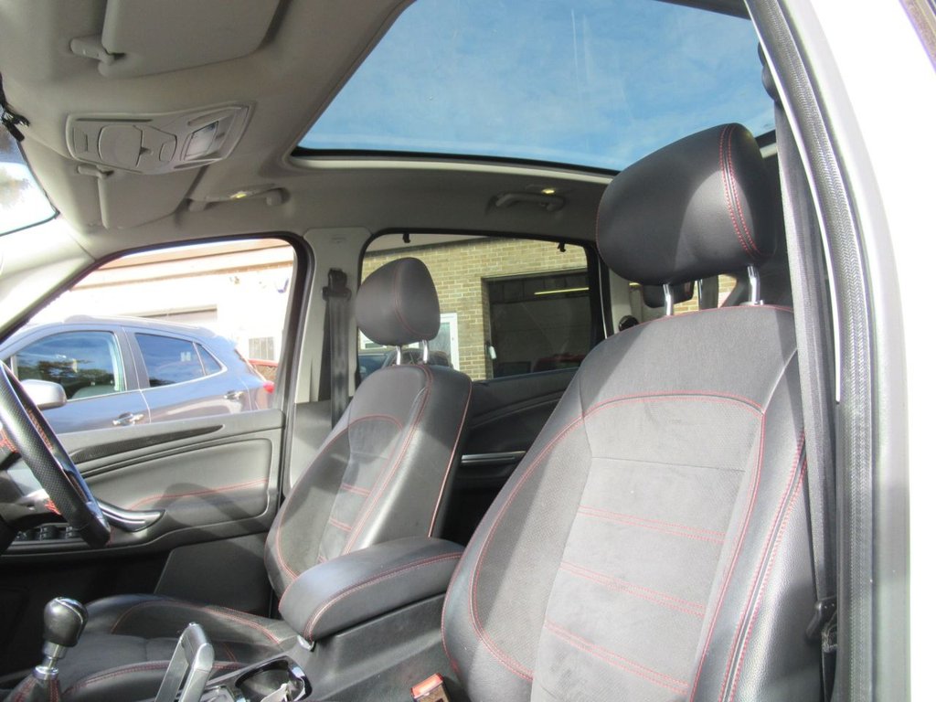 Used Ford S-Max 2013 for sale - 76280287: Photo 15