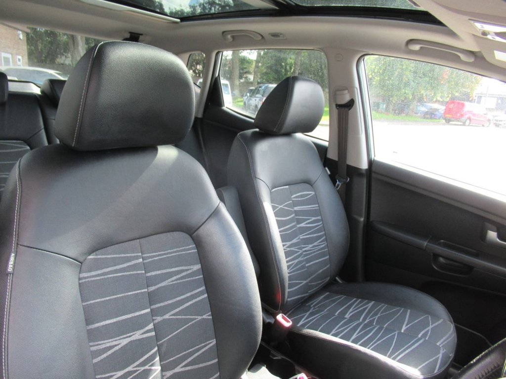 Used Kia Venga 2011 for sale - 76056689: Photo 16