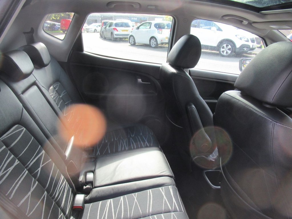 Used Kia Venga 2011 for sale - 76056689: Photo 17