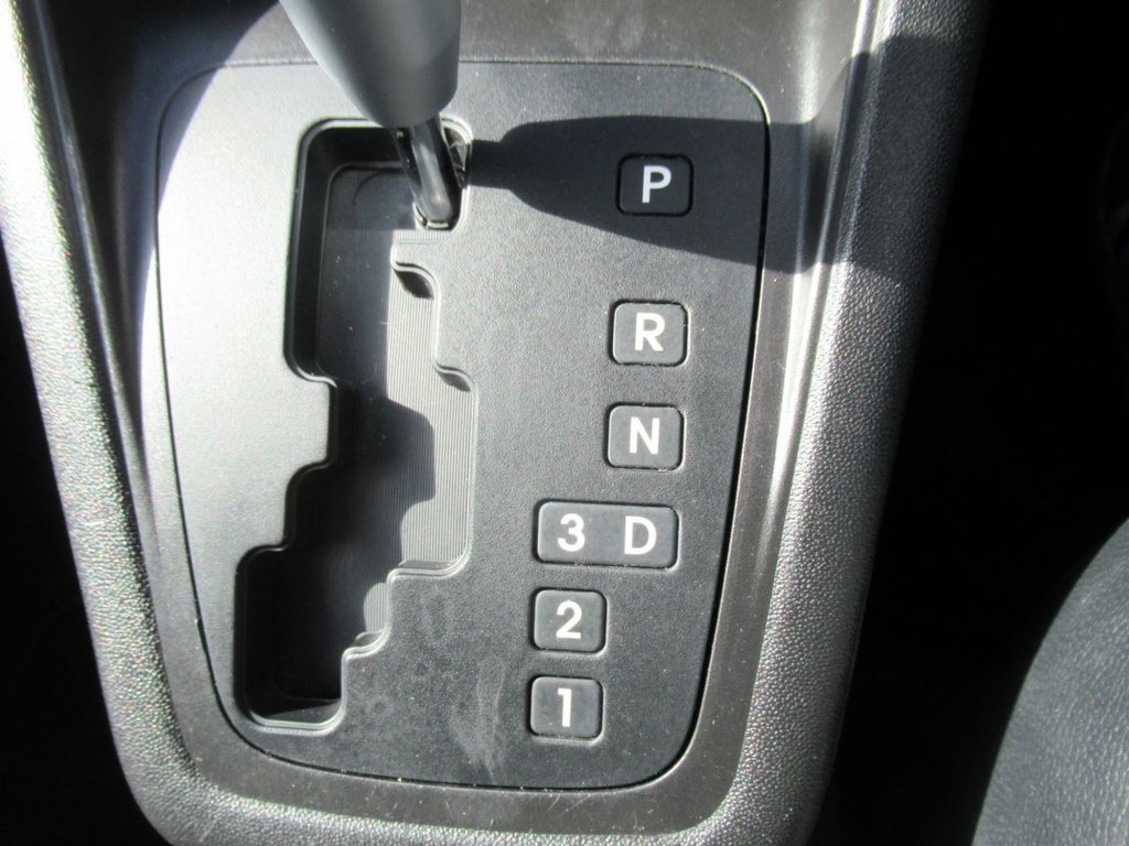 Used Kia Venga 2011 for sale - 76056689: Photo 27