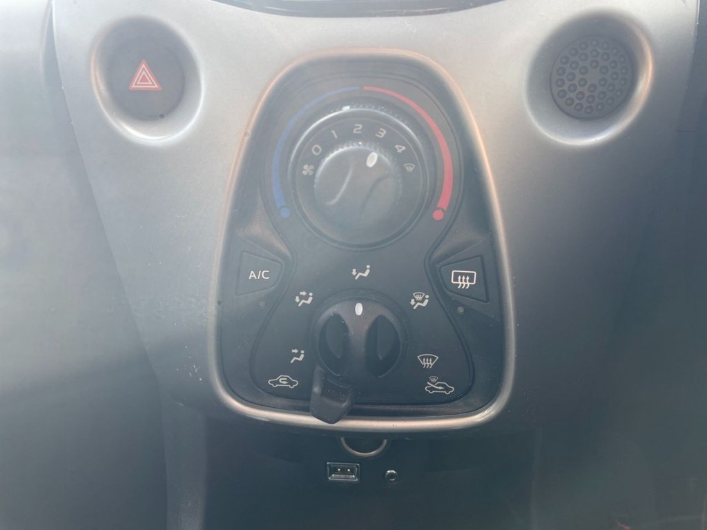 Used Toyota AYGO 2017 for sale - 77905588: Photo 21