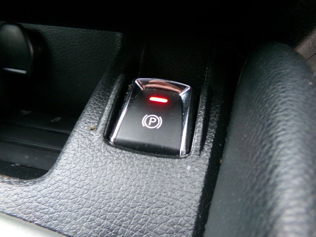 Used Nissan Qashqai 2015 for sale - 76569755: Photo 15