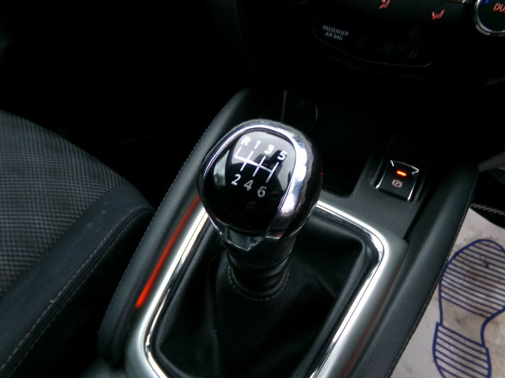 Used Nissan Qashqai 2015 for sale - 76569755: Photo 16