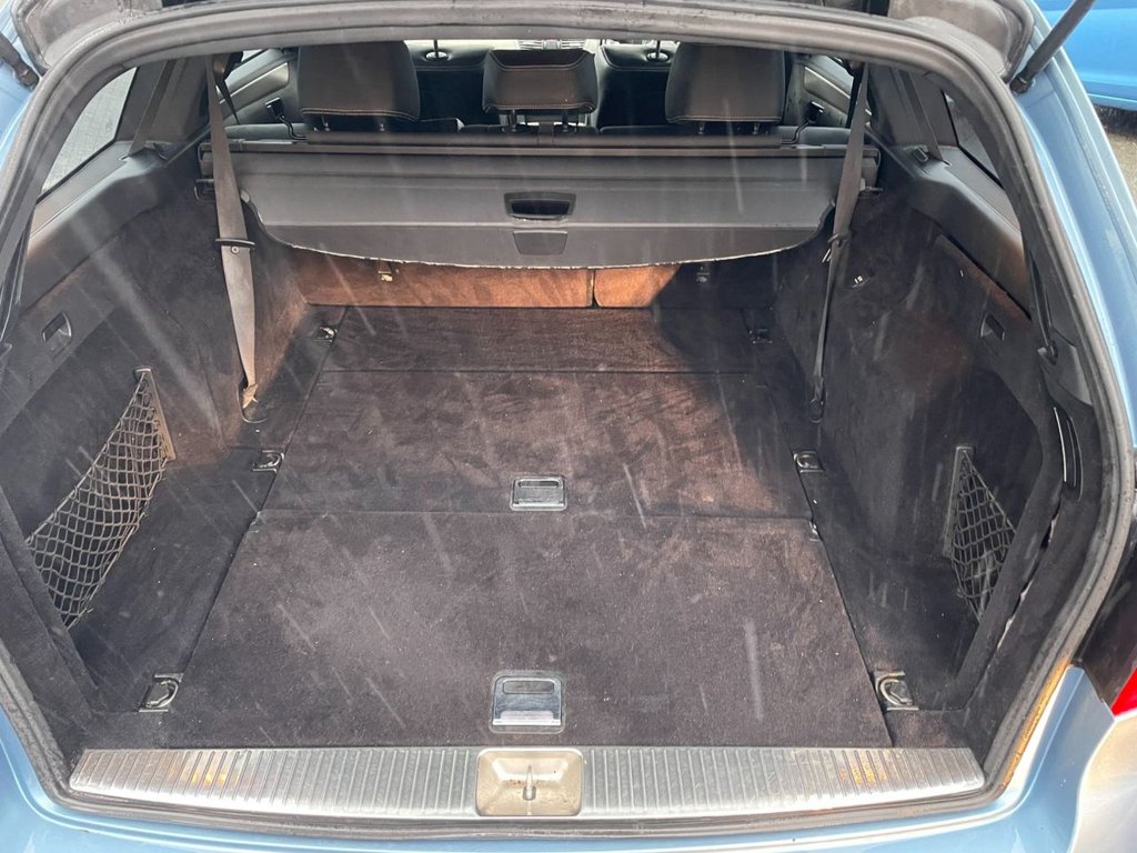 Used Mercedes-Benz E Class 2011 for sale - 77734016: Photo 19