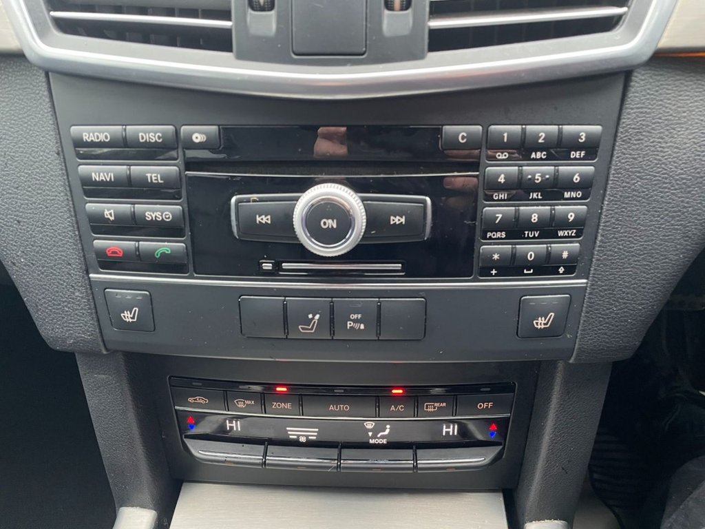 Used Mercedes-Benz E Class 2011 for sale - 77734016: Photo 25