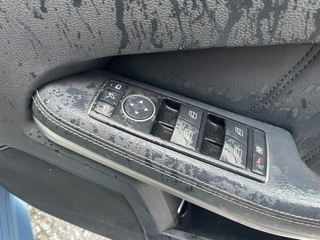 Used Mercedes-Benz E Class 2011 for sale - 77734016: Photo 31