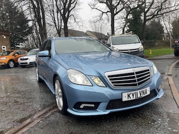 Used Mercedes-Benz E Class 2011 for sale - 77734016: Photo