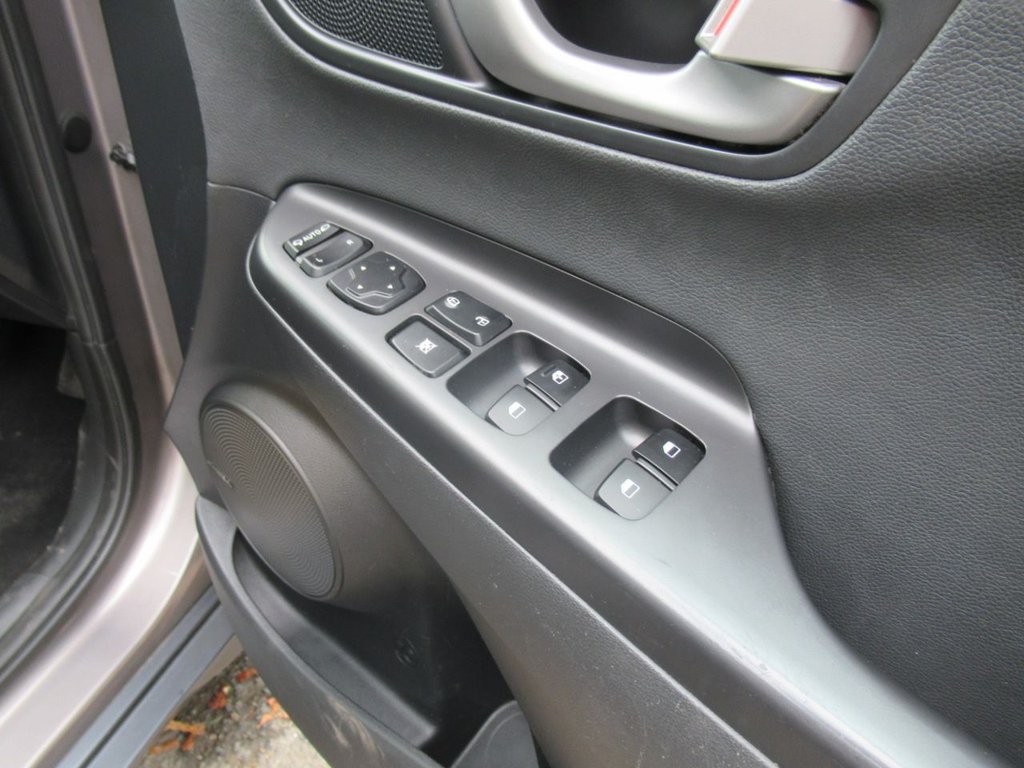 Used Hyundai KONA 2018 for sale - 76280299: Photo 33