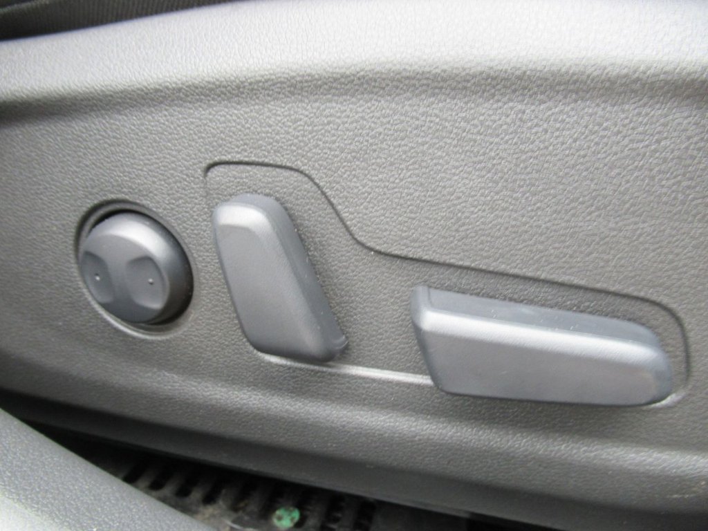 Used Hyundai KONA 2018 for sale - 76280299: Photo 34