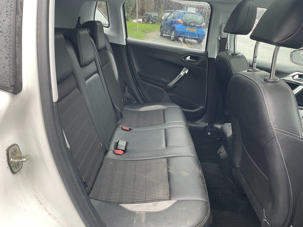 Used Peugeot 2008 2014 for sale - 77521325: Photo 18