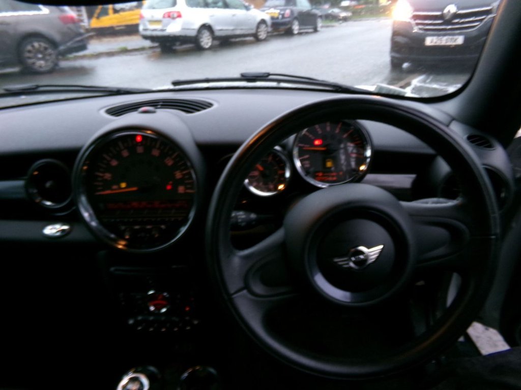 Used MINI Convertible 2015 for sale - 76973643: Photo 18