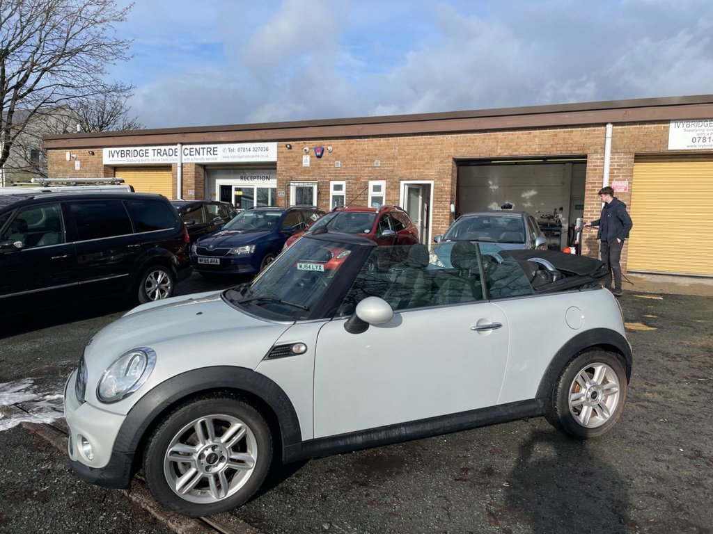Used MINI Convertible 2015 for sale - 76973643: Photo 28