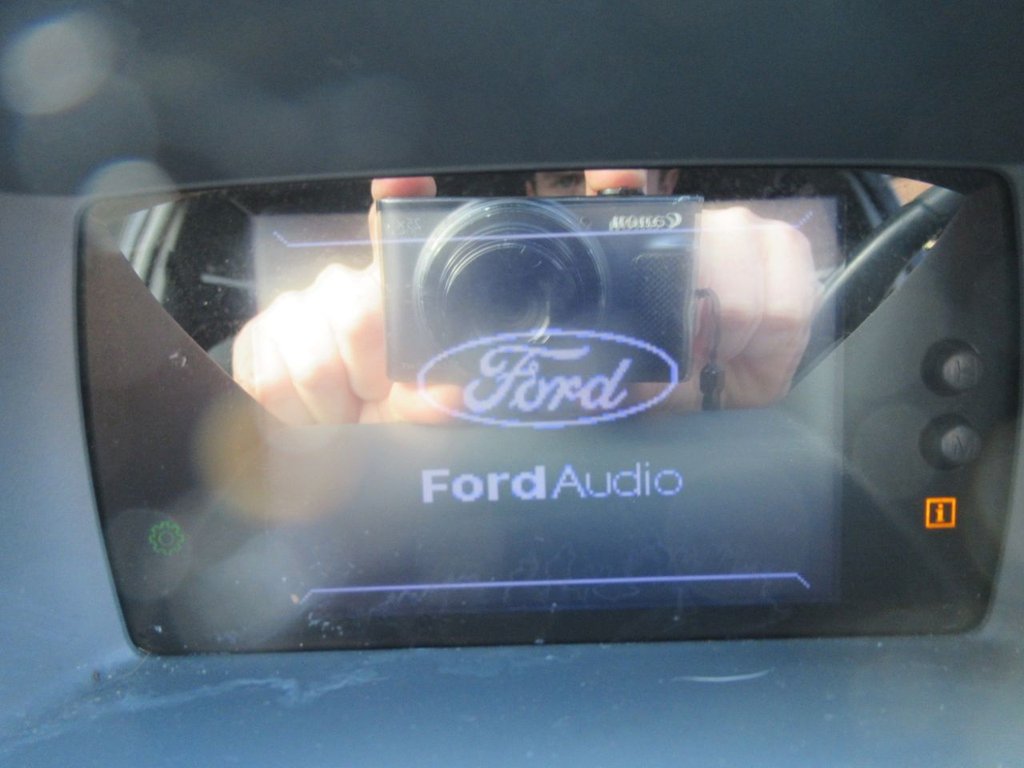 Used Ford Fiesta 2010 for sale - 76323572: Photo 14