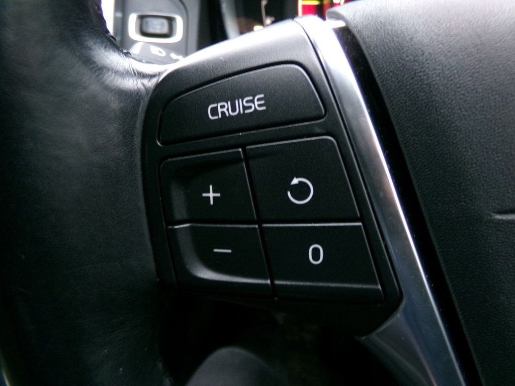 Used Volvo XC60 2013 for sale - 76535938: Photo 28