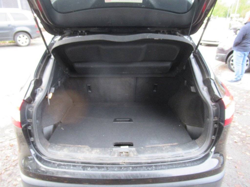 Used Nissan Qashqai 2014 for sale - 76280276: Photo 27