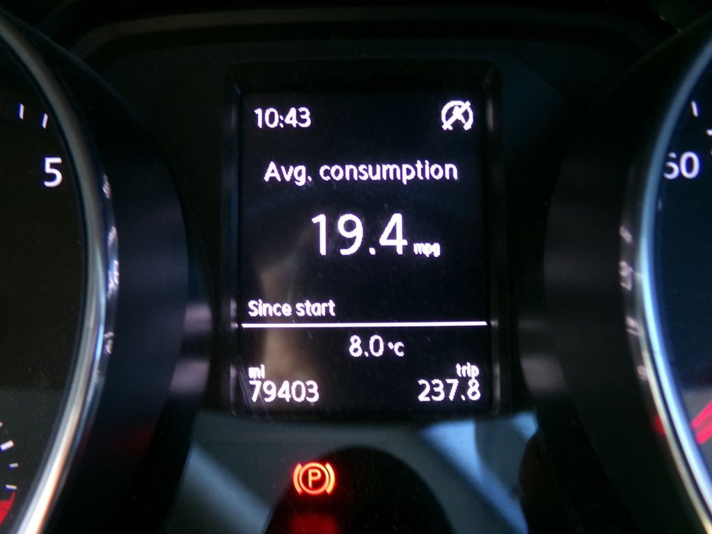 Used Volkswagen Polo 2015 for sale - 76798101: Photo 22