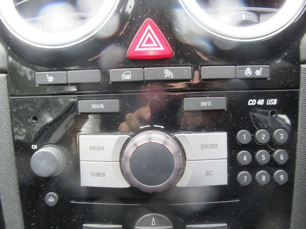 Used Vauxhall Corsa 2014 for sale - 75985941: Photo 24