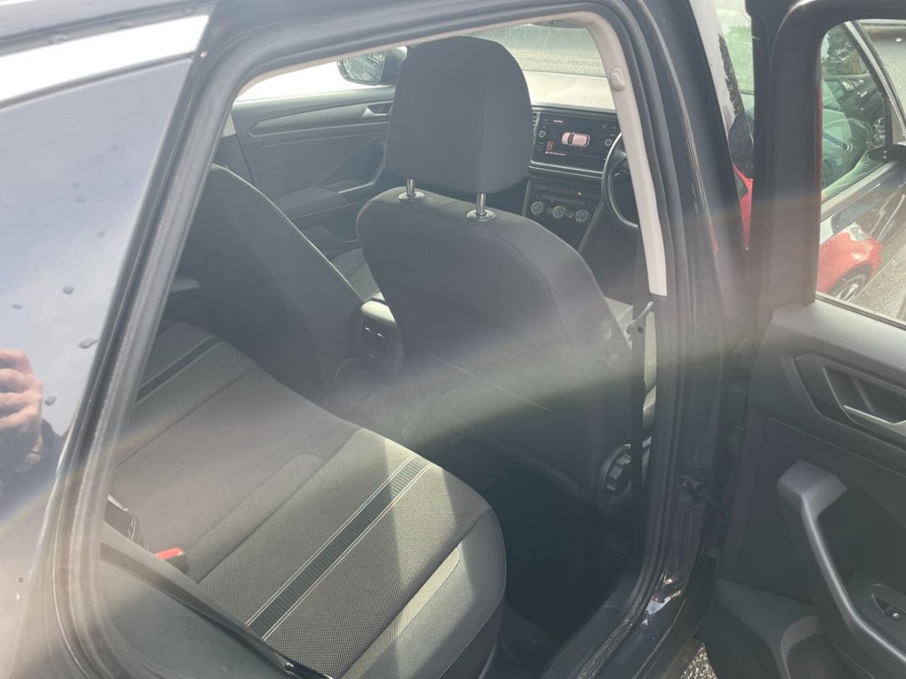 Used Volkswagen T-Roc 2019 for sale - 77275979: Photo 17