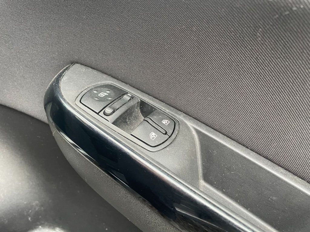 Used Vauxhall Corsa 2017 for sale - 77133173: Photo 22