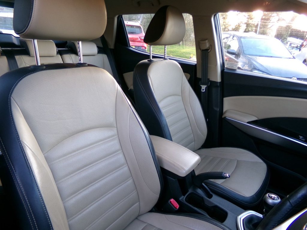 Used Ssangyong Tivoli 2015 for sale - 76848412: Photo 15