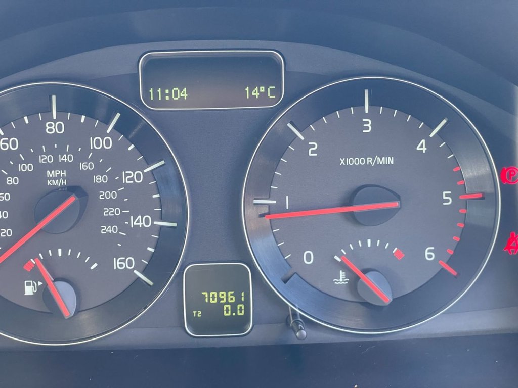 Used Volvo V50 2012 for sale - 77936961: Photo 28