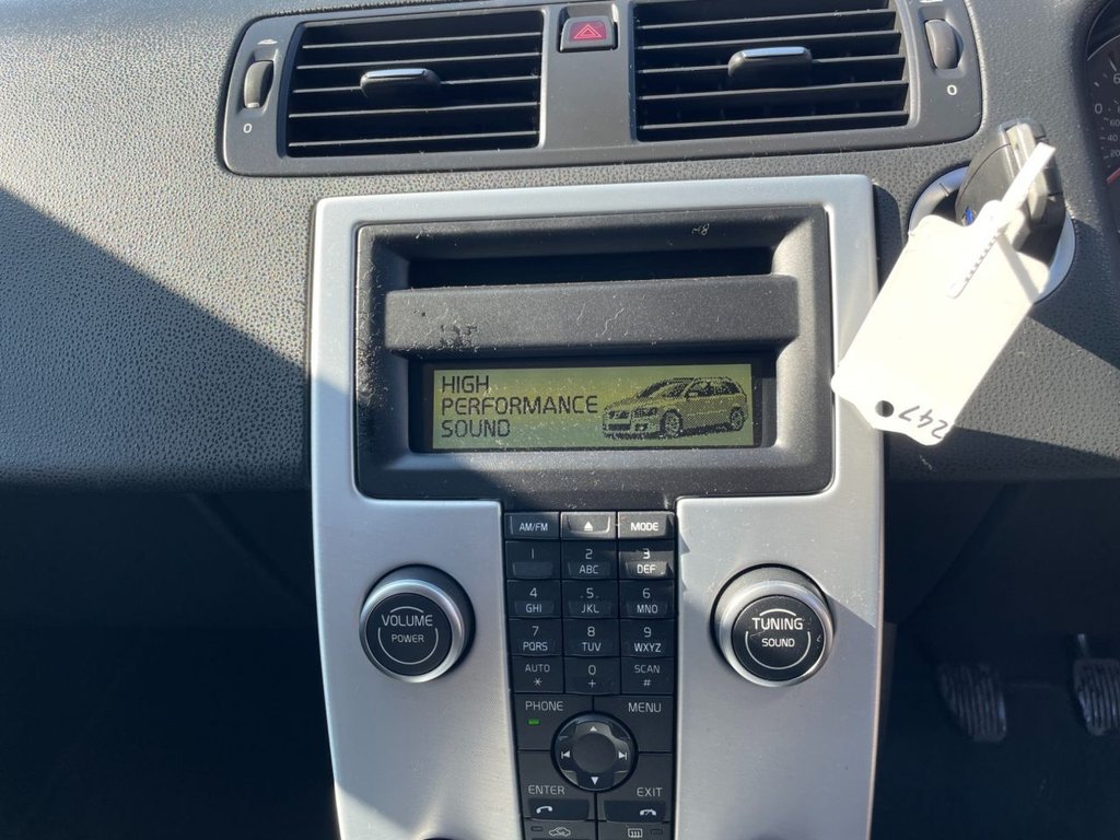 Used Volvo V50 2012 for sale - 77936961: Photo 31